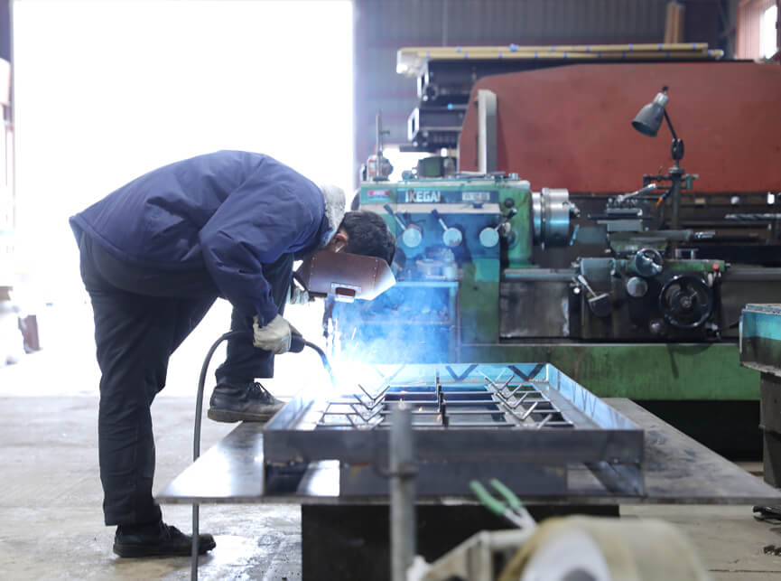 工場内で作業をする場合